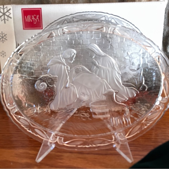 Christmas Nativity Mikasa Rejoice Plaque w/ Display Stand Original Box & Bag - Picture 1 of 6